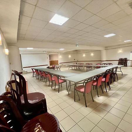 Hotel De La Tour Saint Etienne Sud Esterno foto